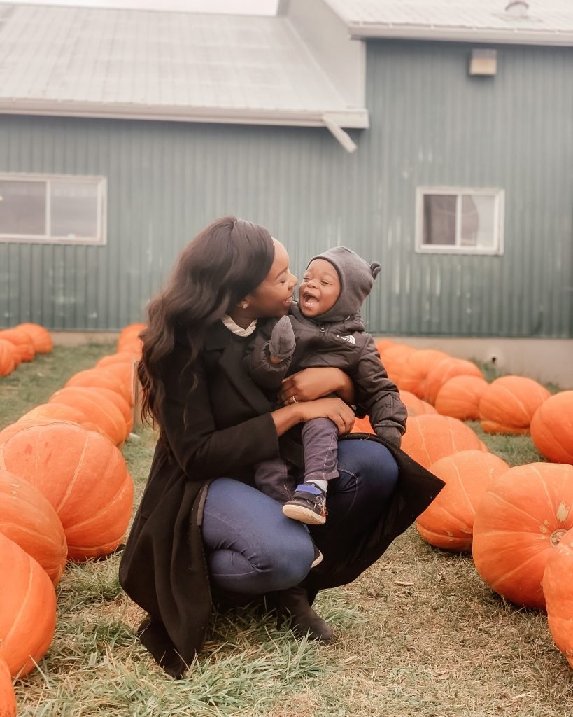 mother and son at Stroud Farms pumpkin patch in ajax ontario